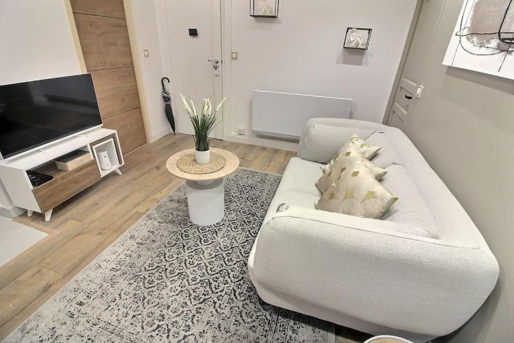 La Demeure Des 3 Colombes Appartement Bois-Colombes Buitenkant foto